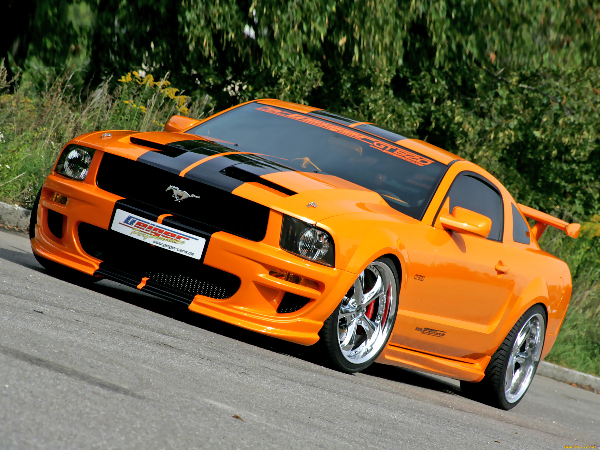 Машина ворка. Форд Мустанг оранжевый. Ford Mustang gt. Тюнингованный Ford Mustang. Мустанг машина оранжевый.